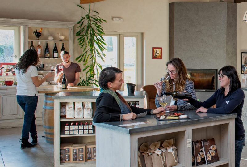 Fascinant Week-End  – Visite de la cave et dégustation pédagogique des vins en accord avec des fromages à Grignan - 0